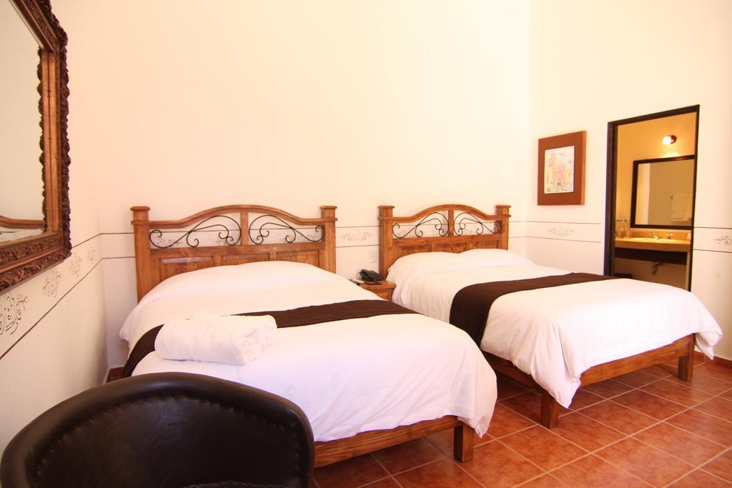 Hotel Villa Del Villar Queretaro Bagian luar foto